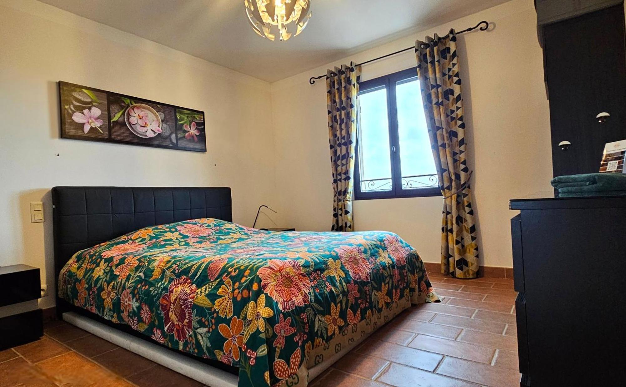 Villa Tropez Chambres D'Hotes Le Luc Dış mekan fotoğraf